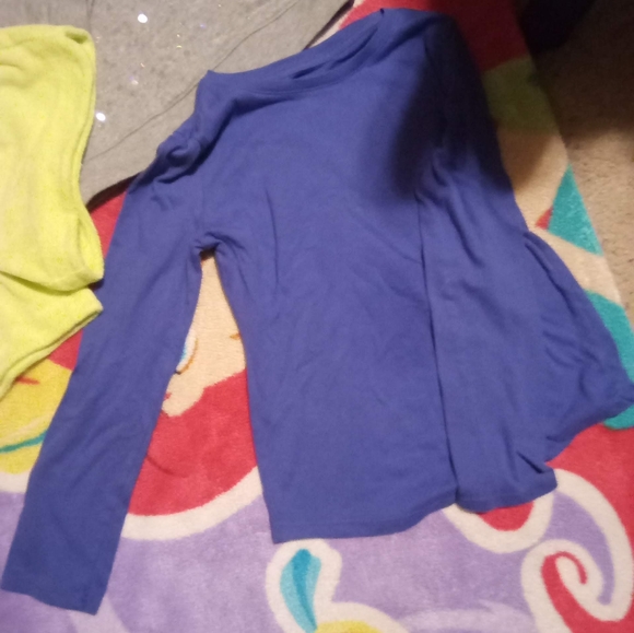 Three-piece bundle kids clothes - Picture 3 of 6